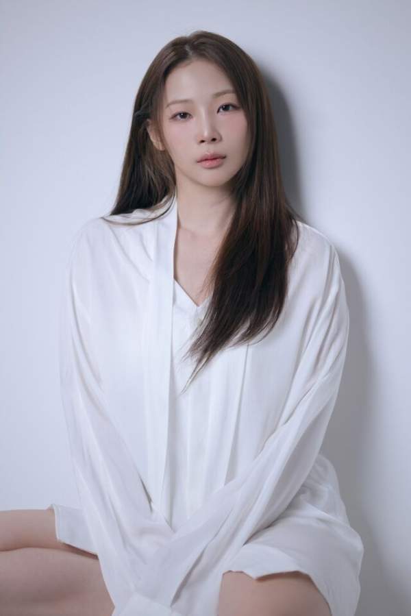 <b>김예찬</b> 프로필 나이 <b>가수</b> 데뷔 노래 소속사 고향 가족 엄마 아버지 ....