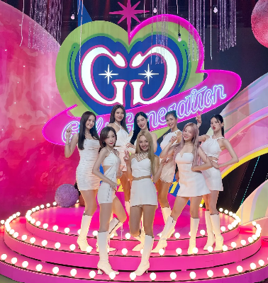 소녀시대 20주년 완전체로 컴백 완 전 기대해~~