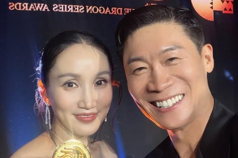 "16년 변함없이 살아줘서 고마워"… 진선규, 박보경과 결혼 16주년 자축하며 신작 첫방 겹경사