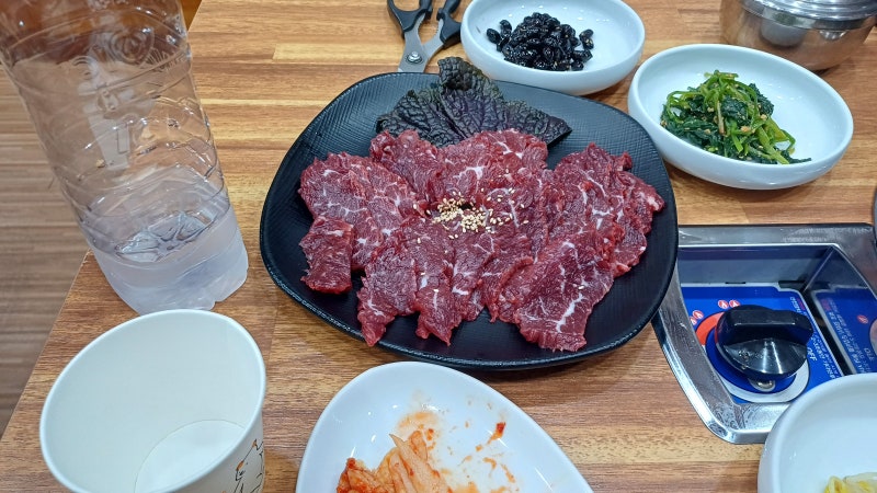 [오늘 익산 시내맛집 추천2-2번]익산 육가|육사시미|한우소고기 전골|전통찻집