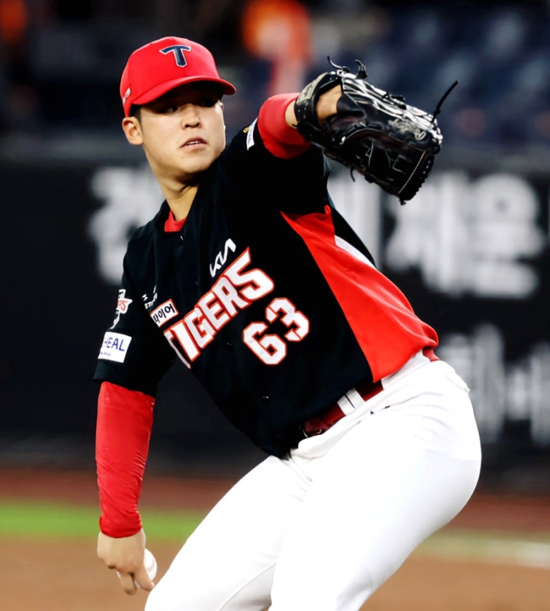[KIA 타이거즈] "9월 ERA 3.48의 반전!" KIA 3위 운명 쥔 시라카와, 오늘 SSG전서 끝낼까