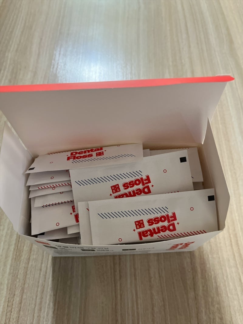 치실 국산 일회용 치간 칫솔 휴대용 개별포장 낱개 어린이 0.4mm 제품소개