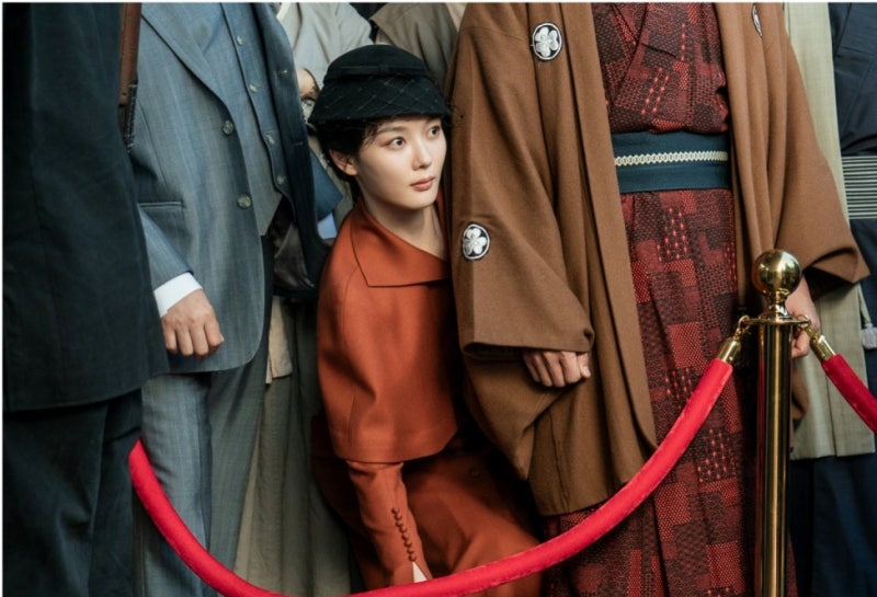 김유정·박진영 , 경성역 도난 사건으로 얽힌 다섯 사람의 비밀