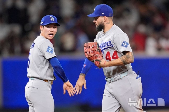 “가을야구 데려가더니 결국 제외?” 김혜성 NLCS 명단 탈락…로버츠 감독의 선택, 도대체 왜?