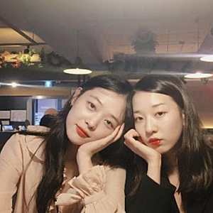 " 너 딸래미 내가 평생지킬께..." 설리 피난처 였던 김선아가 지켜온 7년의 약속