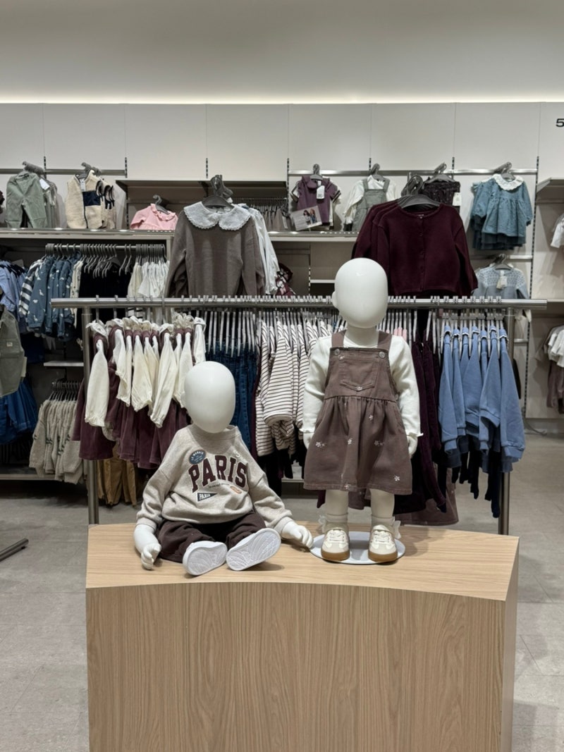 김포공항 롯데몰 2개월 아기옷 쇼핑 H&M 키즈 베이비 매장 바디수트 우주복 구매 후기