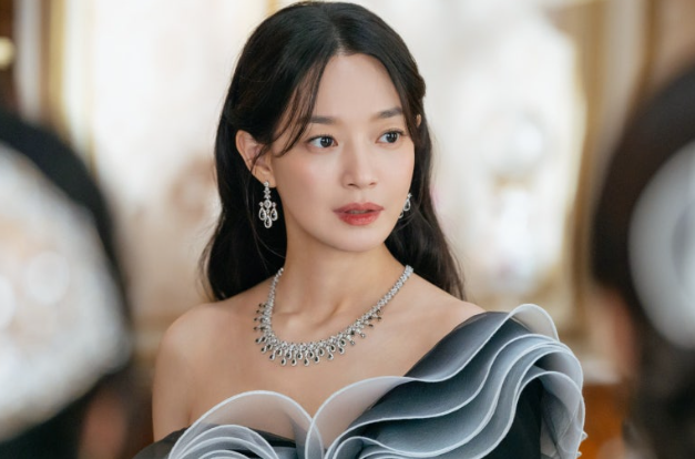 재혼황후 신민아 미모 실화? 부산국제영화제 초청에 디즈니플러스 공개까지 너무 기대돼!