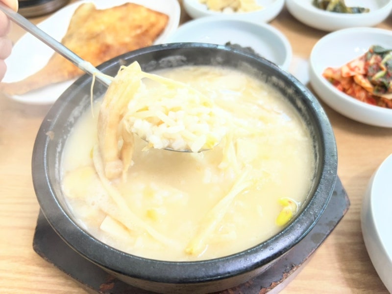 양양 감나무식당 맛집 후기｜웨이팅이 아깝지 않은 황태국밥과 황태콩나물해장국, 가자미구....