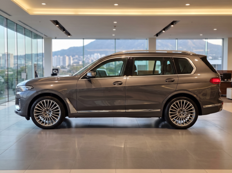 "신형 나오자 구형이 이 가격?" BMW X7 중고 시세 연식별 총정리
