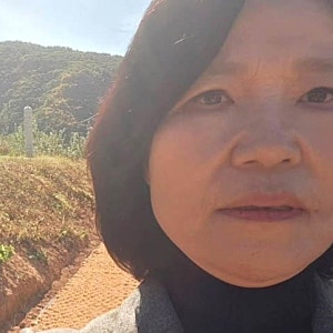 이진숙, 李대통령 부모 묘소 찾아가 ‘농지법 위반’ 의혹 제기… 이전 촉구