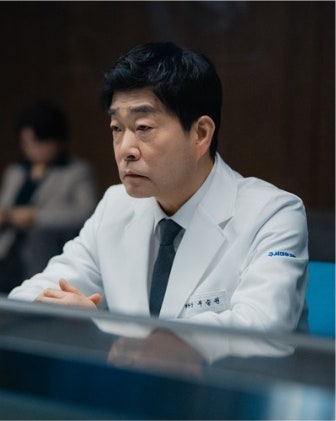 닥터X 손현주 정체 뭐길래? 김지원과 얽히는 병원장 부승권의 '진짜 속내'