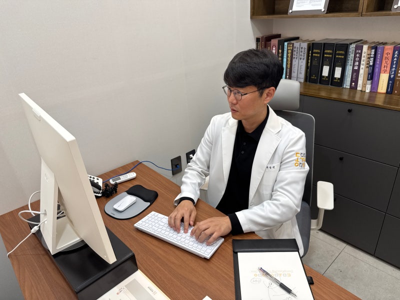 얼굴 자반증, 색소 침착 남기 전 치료해야 합니다.