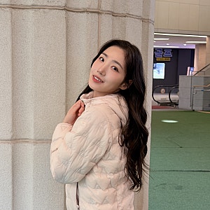 K2 머그다운 여성 경량패딩 추천, 수지 패딩 페일 핑크 구스다운 가을 코디