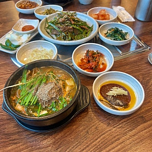 몸보신하기 좋은 이천 국밥 맛집 백온정 염소탕 솥밥 정식 후기
