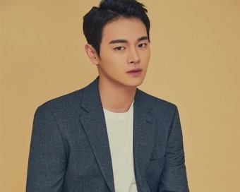 연예계 은퇴 후 엔터 대표로, 배우 장동주는 누구? (프로필)
