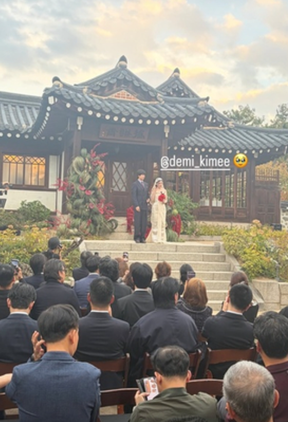 김용지 결혼, 김고은 축하 메시지…열애설도 없었는데 웨딩사진으로 알려진 깜짝 소식