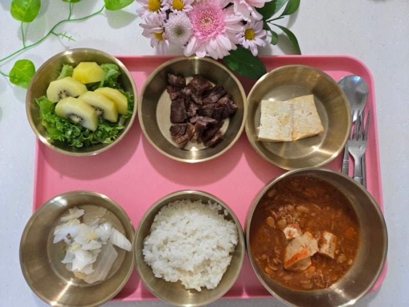 91세 어머님 환자식단 구수한 청국장과 상큼한 과일샐러드로 채운 하루 담즙 배액관 유지 환....