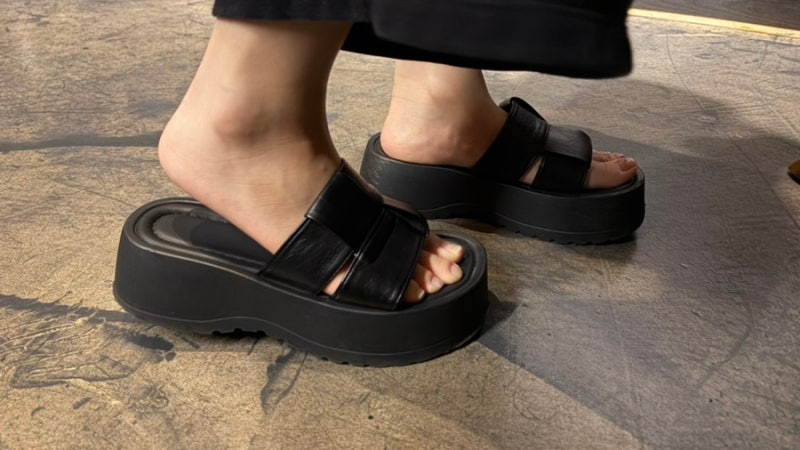 여성 통굽 슬리퍼 6cm 사무실 키높이 발편한 신발 추천