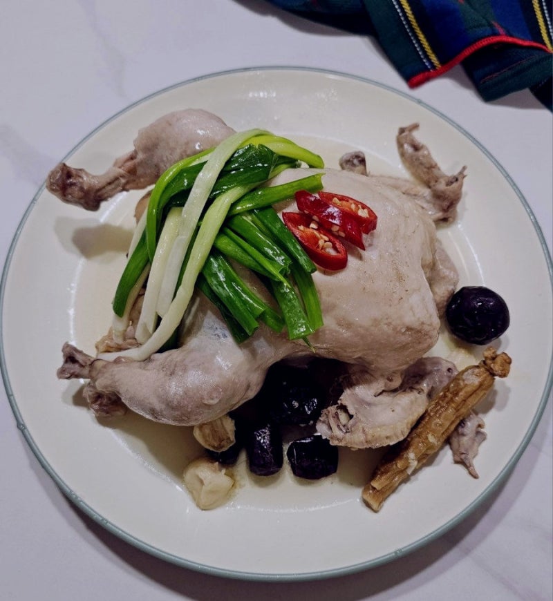 여름 보양식으로 좋은 압력솥 삼계탕 재료와 끓이는 시간 레시피