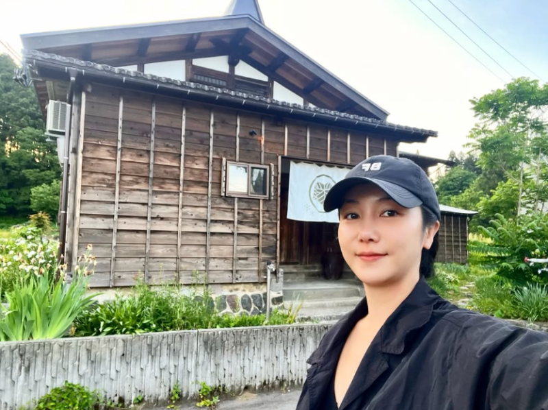 "은퇴 질문에 직접 입 열더니?" 39세 김옥빈의 아기방 공개 속 알려진 근황