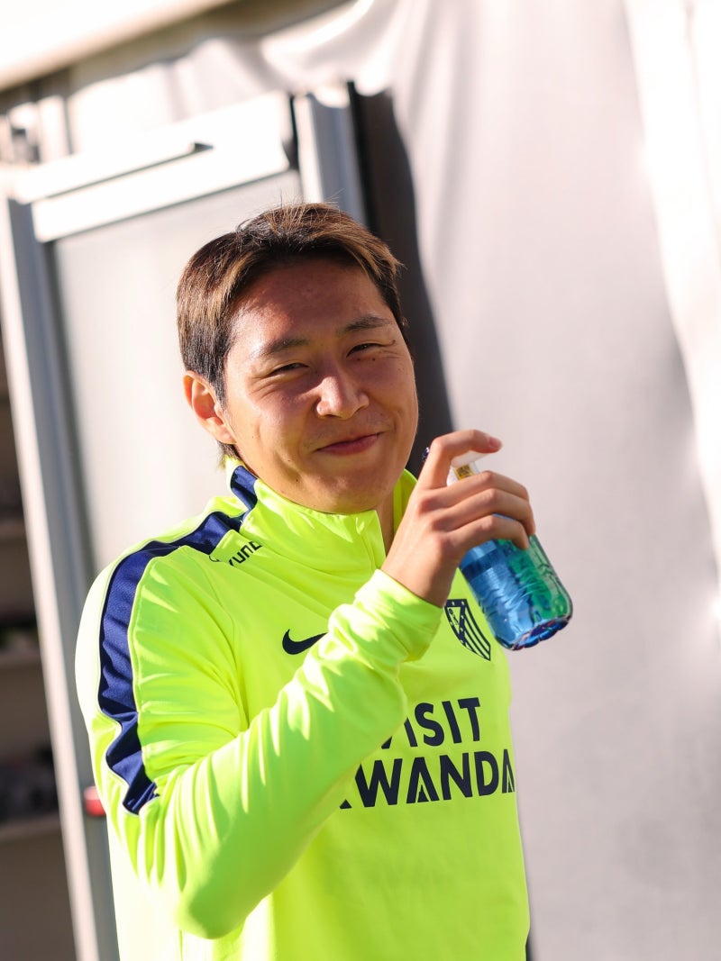 "이강인 투입 후경기력이 달라졌다!" 아틀레티코 2-1 역전승에 관여,로메로 극장골 (맨유전 선....