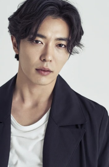 김재욱 나이 학력 데뷔부터 로맨스와 스릴러를 넘나드는 반전 매력이 특별한 이유(프로필)