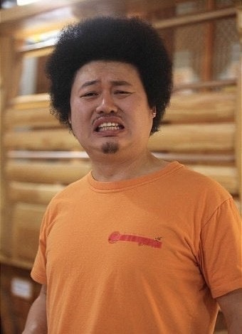 윤택 하루 매출 3000만원 찍었는데…부모님 집까지 잃고 31세에 개그맨 된 사연