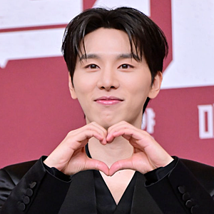 "이 얼굴 왜 이렇게 낯익지?" 닥터X 인턴 김우석 알고 보니 친형 정체가 반전