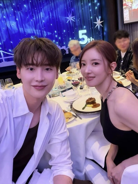이종석 이세영 훈훈 투샷, 부산국제영화제서 뽐낸 왕실 비주얼
