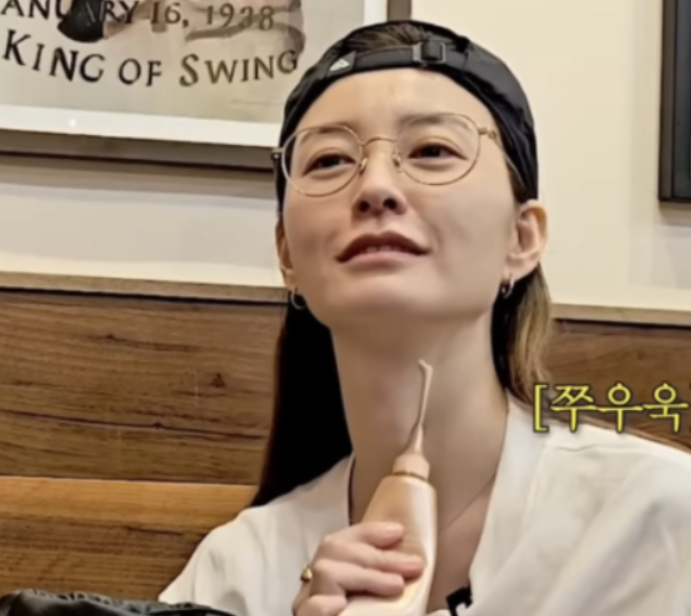피부과 가기 전 무조건 보세요! 2주 만에 목주름 지우는 기적의 홈케어