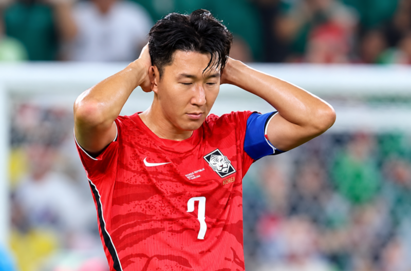 손흥민 의미심장한 SNS 메시지, 말을 아낀 주장과 불만을 드러낸 96라인