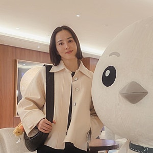 르메르 크루아상백 스몰 오터 117만 양가죽 , 미디움 블랙 160만원대! 가격 소재 비교
