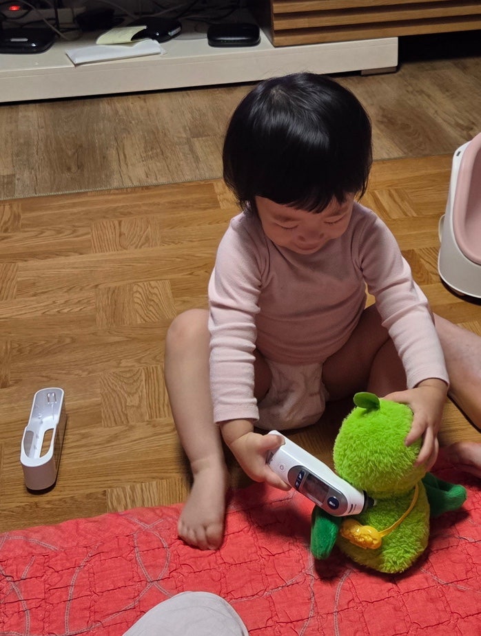 22개월 아기 돌발진 후기｜고열 40도, 병원 세 번 다녀온 기록