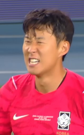 손흥민은 팀보다 위대한 선수인가? 주장 혼자 짊어지기엔 너무 무거웠던 책임