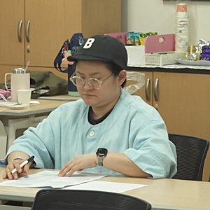 "솔직히 지옥 같았다"..김신영 16년 만에 아침 거르고 딴 자격증 정체