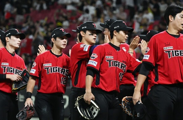 "3위냐, 와일드카드냐" KIA-LG 최종전, 한 경기로 달라지는 가을야구 출발선