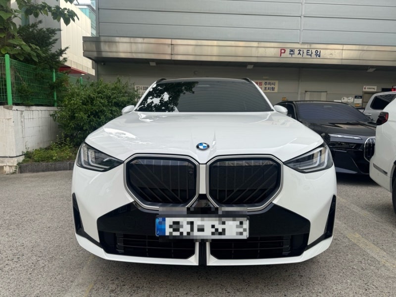 BMW X3 20 xDrive M 스포츠 화이트 실물 리뷰｜스모크 화이트 시트 조합, 이건 꼭 보세요!