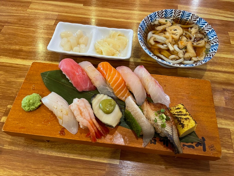 [송파나루역 맛집] 입에서 살살 녹는 제철 스시 맛집 김태완스시 송파본점