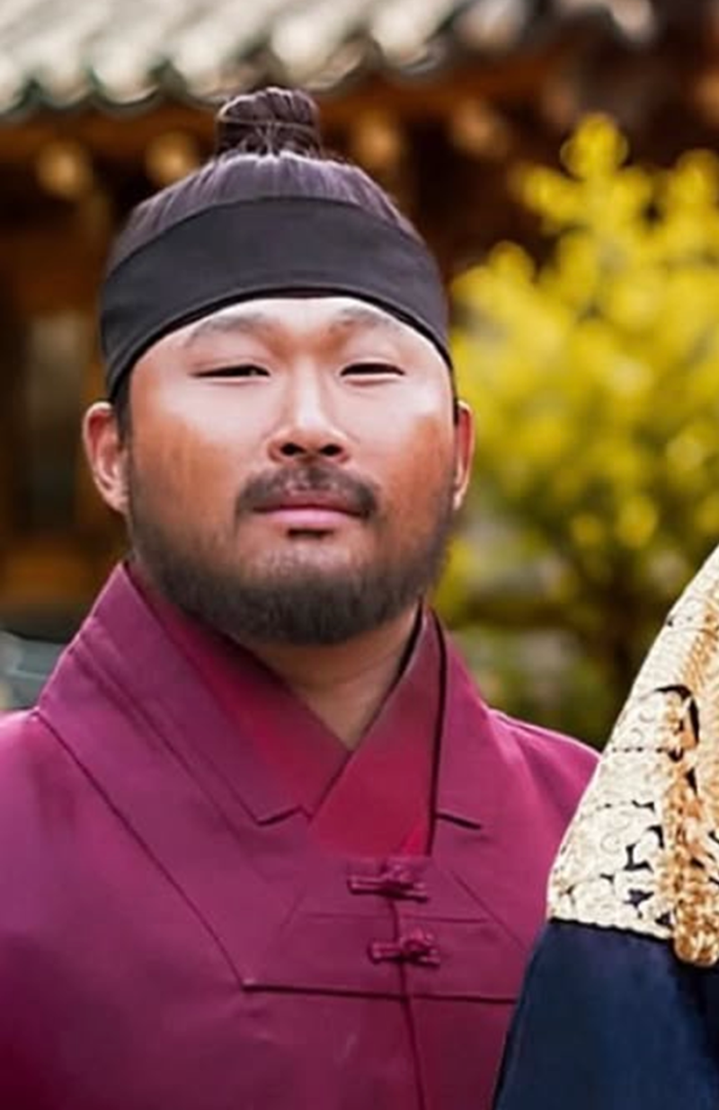 30억 빚 갚으며 문신 지우던 스윙스, 사극 수염까지 붙이더니 결국 난리났다