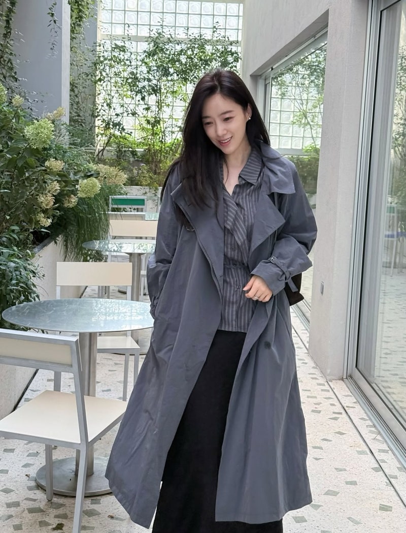 함은정 패션 옷 가방, 인스타 사복 #루에브르 하이넥 트렌치 셔츠 자카드 롱스커트 블랑슈 스....