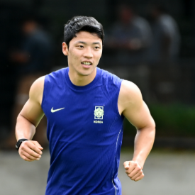 "일본 신예한테 뚝배기?!" 황희찬 소속 샬케 1-2 패배 수적 우위 못 살린 굴욕… 스페셜 조커 ....