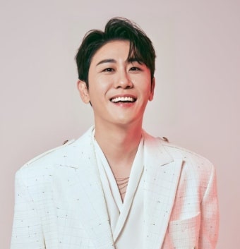 "다 같이 꺾는다" 영탁 꺾어 챌린지, 김준수 이미주 합류한 이유와 전국투어 일정은?