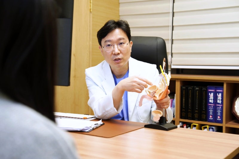 경산 비뇨기과? '부고환염', 약을 먹고 붓기가 빠지기까지 몇 주가 걸릴까요?