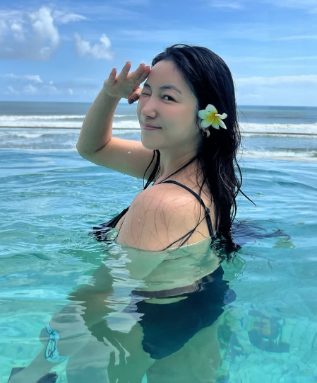 39세 맞아? 세월 역행하는 동안 얼굴 화제...나이 들수록 예뻐지는 김옥빈 프로필: 나이, 고향,....