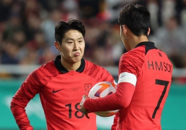 "손흥민 왕따 시키고 파벌 만들어" 이강인 SNS 배후설...논란이 뭐길래