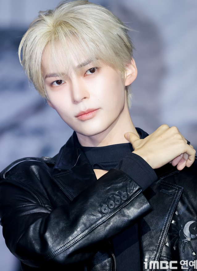 성한빈 솔로 첫 앨범에 무려 8곡… "직접 쓴 팬송"까지 담았다