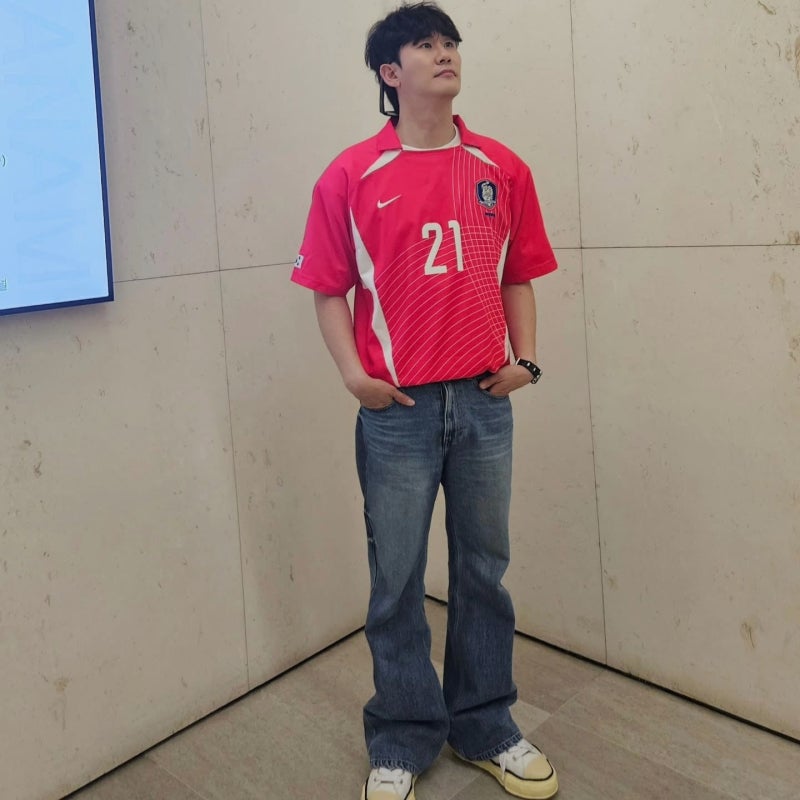 꺾어 챌린지에 18명이 줄줄이… 영탁이 이끄는 숏폼 열풍