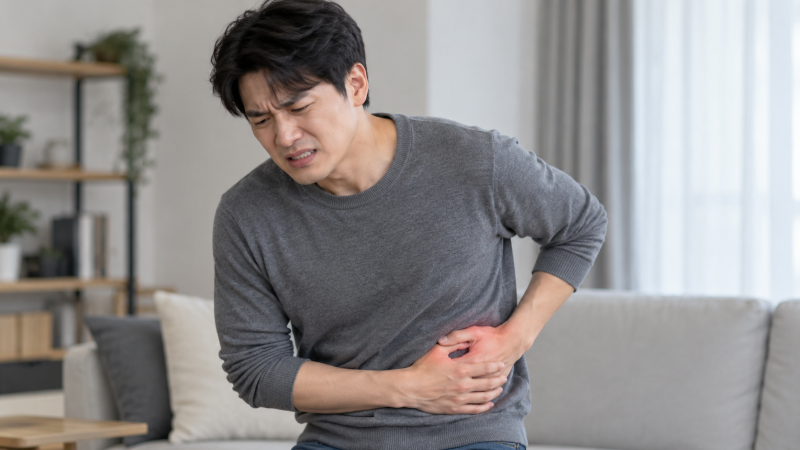 남자 왼쪽 아랫배 통증, 옆구리까지 심하게 아프다면? 요로결석을 의심해보세요.