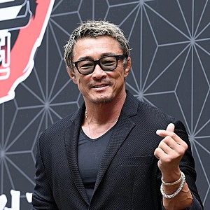 추성훈 은퇴 앞두고 또 비보…40대 지인 사망에 “당분간 SNS 중단”