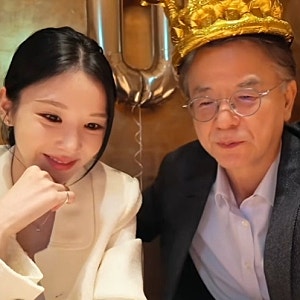 '연예인 딸 외모 1등'이라는 배우 강석우 딸 강다은 인스타.. 아빠 칠순 교수 임용에 눈물 찔....